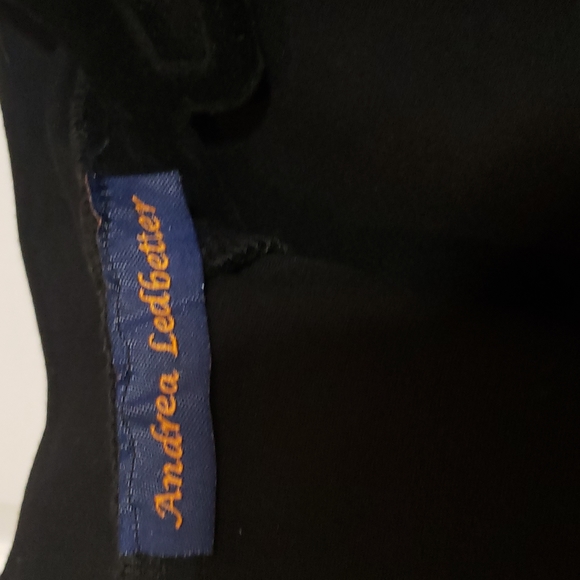 Andrea Ledbetter Black body suit with Dramatic fringed sleeves - Picture 5 of 5